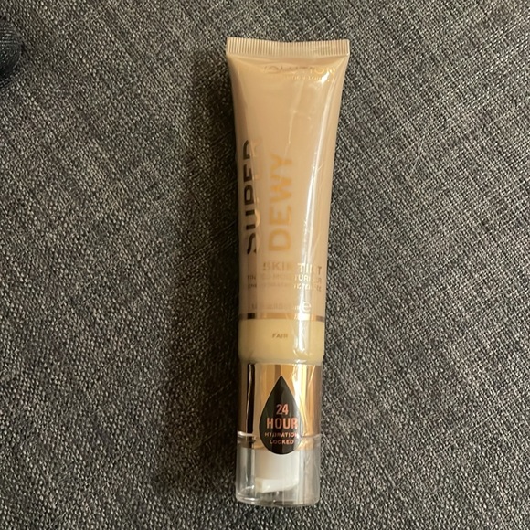 Revolution Super Dewy Skin Tint Collection - Picture 6 of 8